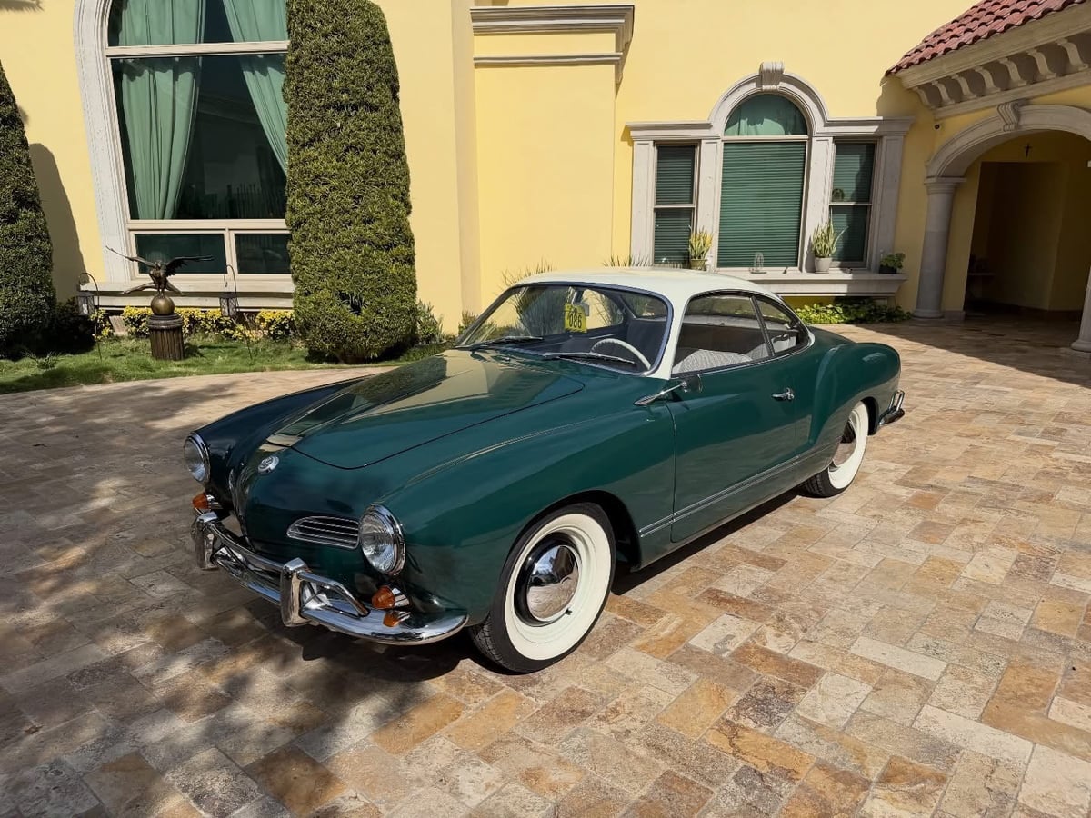 VW Karmann Ghia restaurado